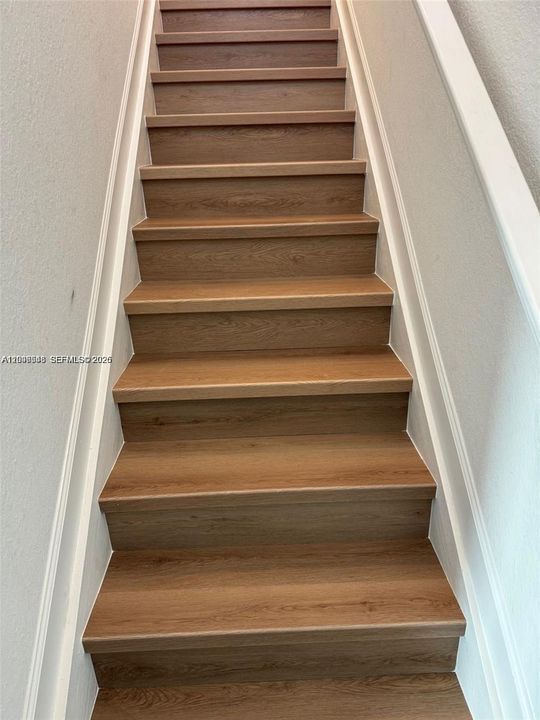 В аренду: $2,350 (3 спален, 2 ванн, 1635 Квадратных фут)