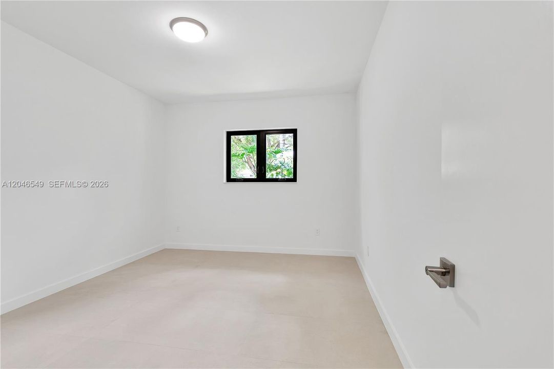 В аренду: $13,700 (5 спален, 4 ванн, 3255 Квадратных фут)