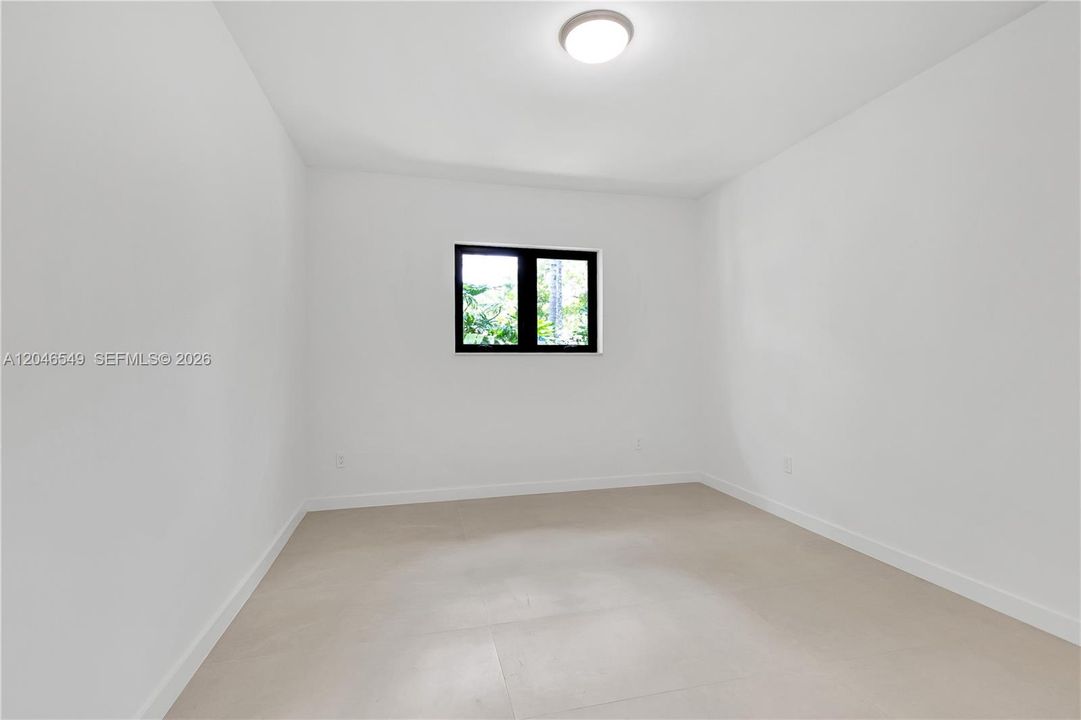 В аренду: $13,700 (5 спален, 4 ванн, 3255 Квадратных фут)