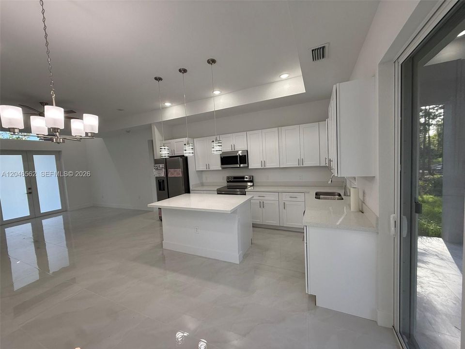 На продажу: $279,900 (3 спален, 2 ванн, 0 Квадратных фут)