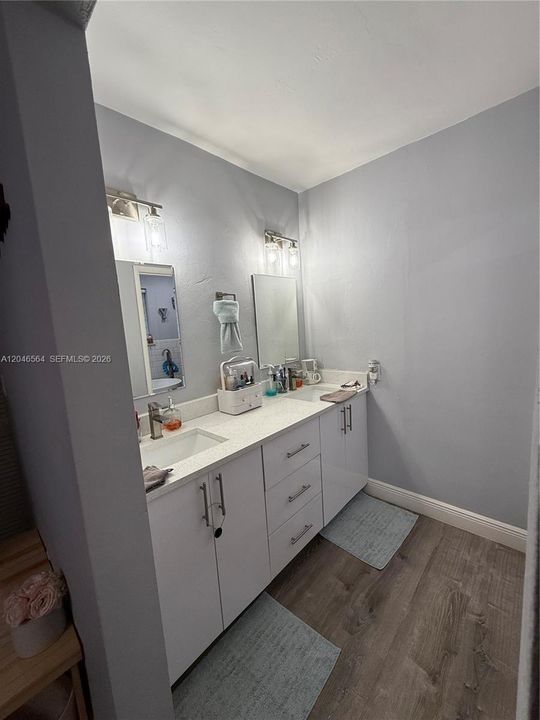 For Rent: $3,300 (3 beds, 2 baths, 1606 Square Feet)