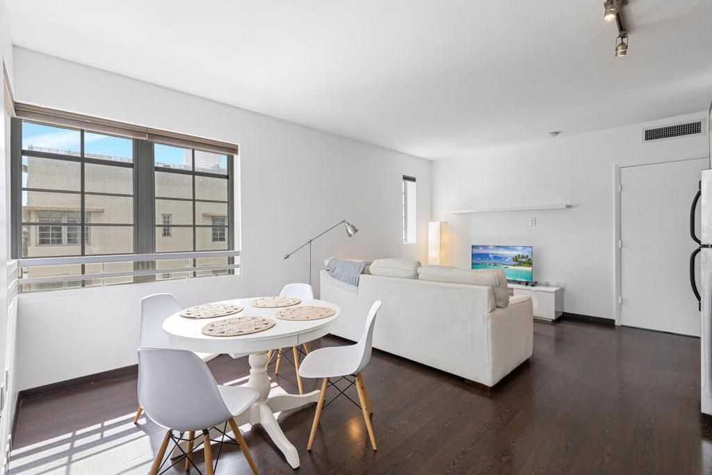 435 21st ST ap 308