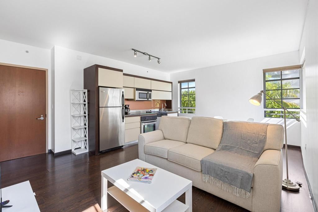 435 21st ST ap 308