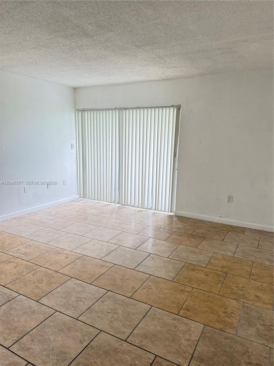 For Rent: $1,850 (1 beds, 1 baths, 1125 Square Feet)