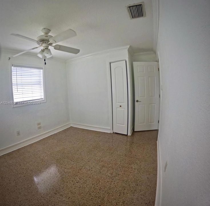 For Rent: $2,700 (3 beds, 2 baths, 850 Square Feet)