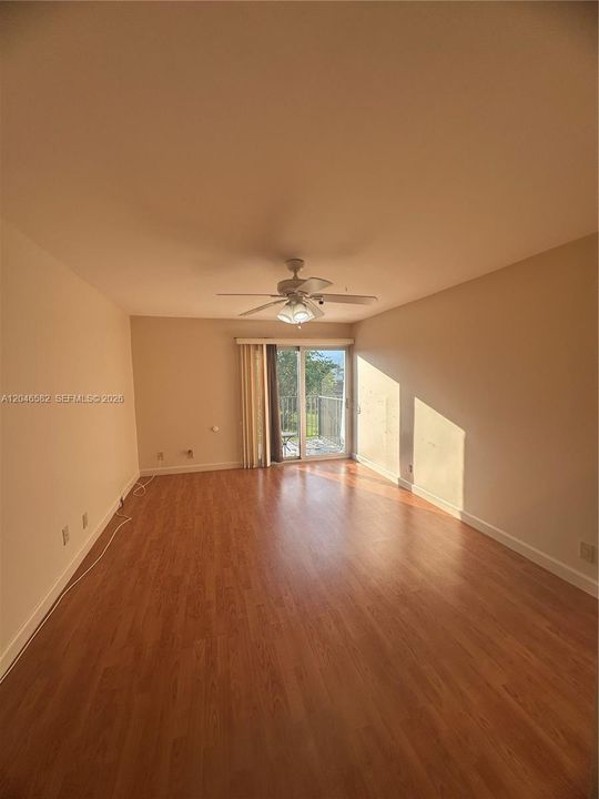 For Rent: $2,450 (2 beds, 2 baths, 1336 Square Feet)