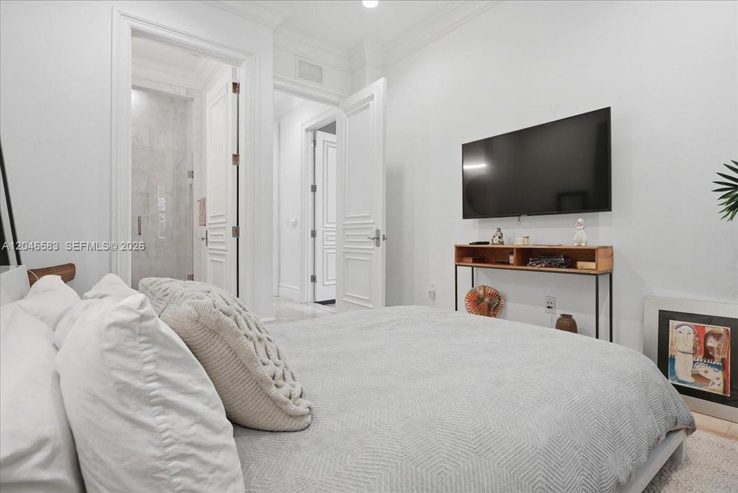 For Rent: $16,000 (4 beds, 3 baths, 2846 Square Feet)