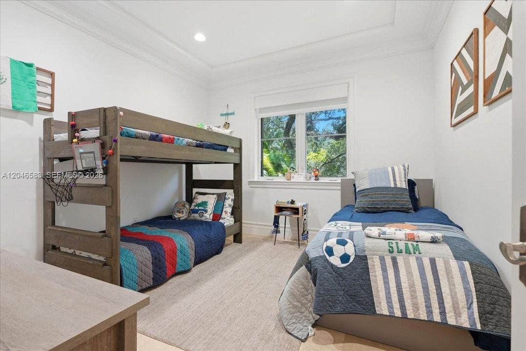 For Rent: $16,000 (4 beds, 3 baths, 2846 Square Feet)