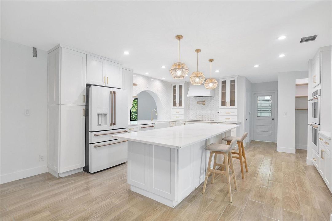 14-10751 SW 25th St_014