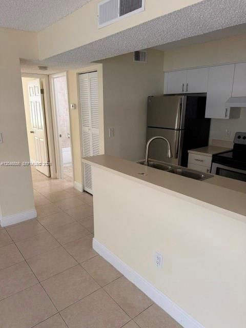 For Rent: $1,700 (1 beds, 1 baths, 785 Square Feet)