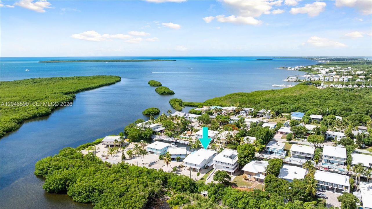 For Sale: $1,695,000 (4 beds, 4 baths, 3120 Square Feet)