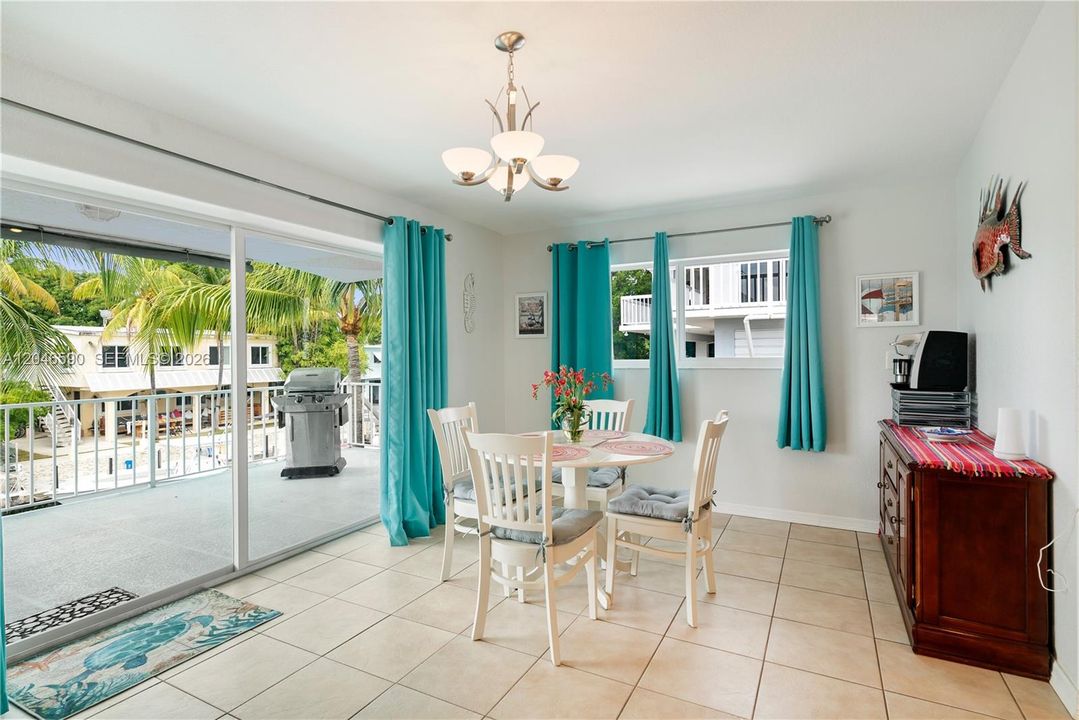 For Sale: $1,695,000 (4 beds, 4 baths, 3120 Square Feet)
