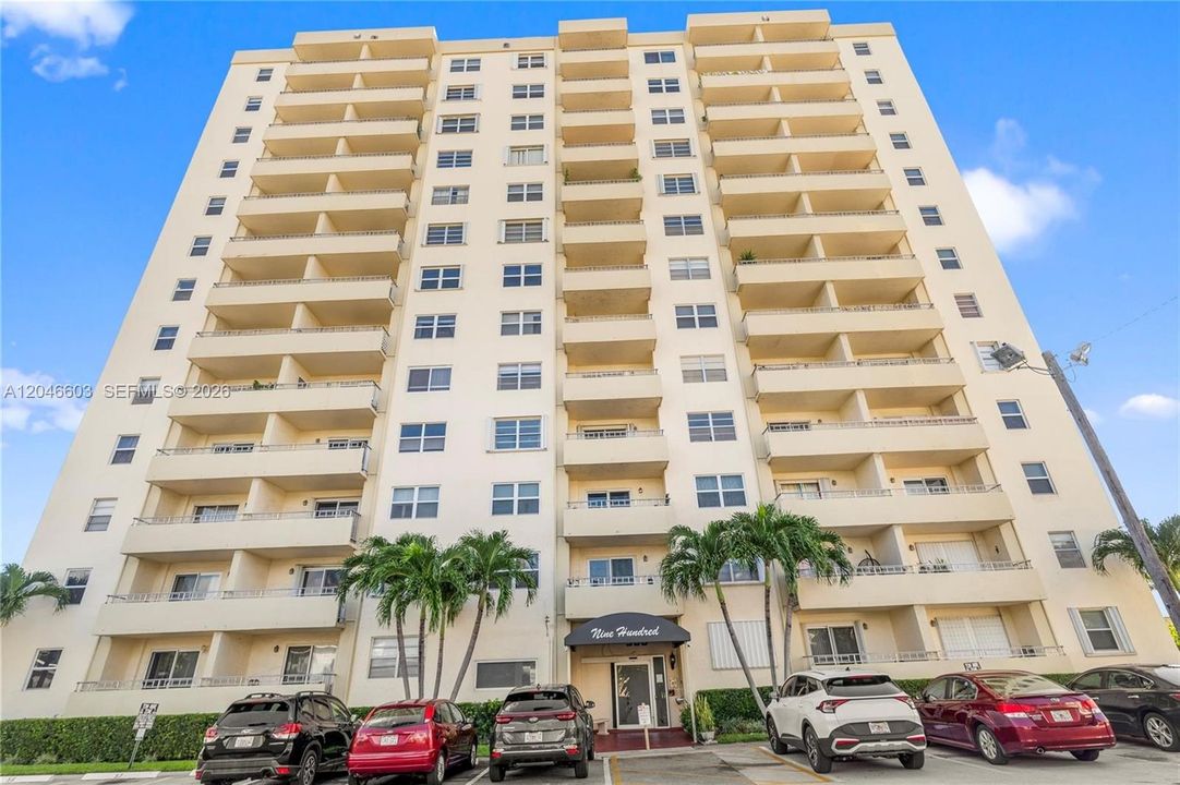 For Sale: $250,000 (2 beds, 1 baths, 850 Square Feet)