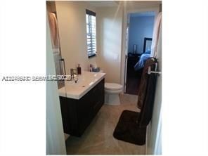 For Sale: $250,000 (2 beds, 1 baths, 850 Square Feet)