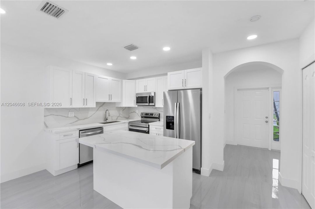 В аренду: $3,700 (3 спален, 2 ванн, 1508 Квадратных фут)