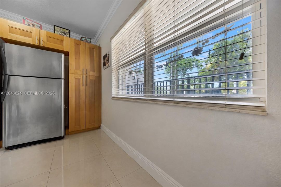 На продажу: $174,999 (1 спален, 1 ванн, 476 Квадратных фут)