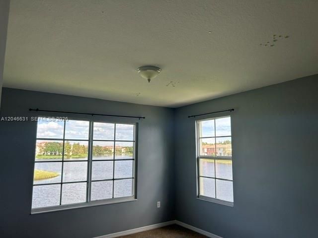 For Rent: $2,200 (2 beds, 2 baths, 1060 Square Feet)