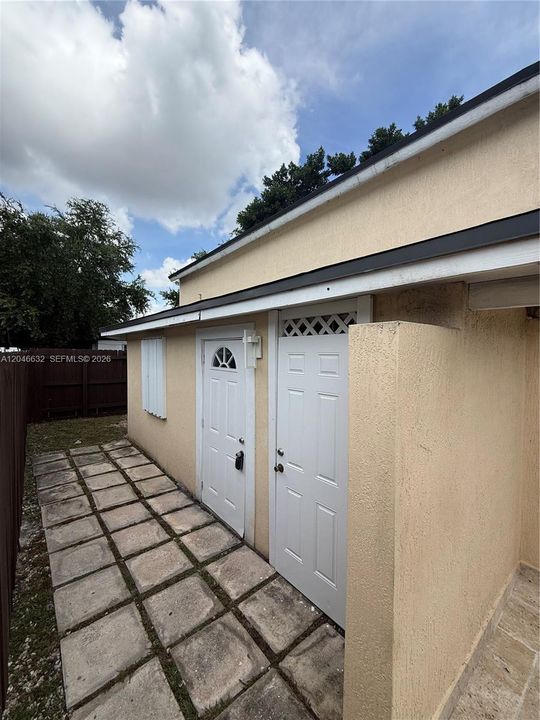 Private Entrance