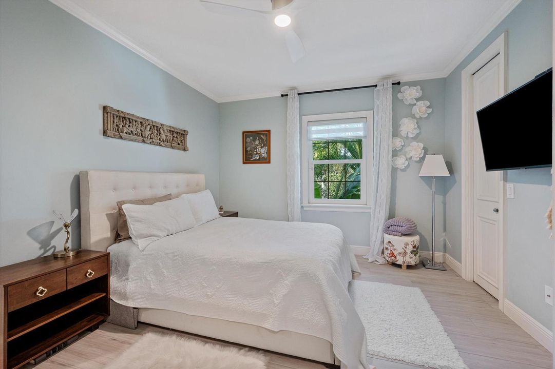 Guest Bedroom 1