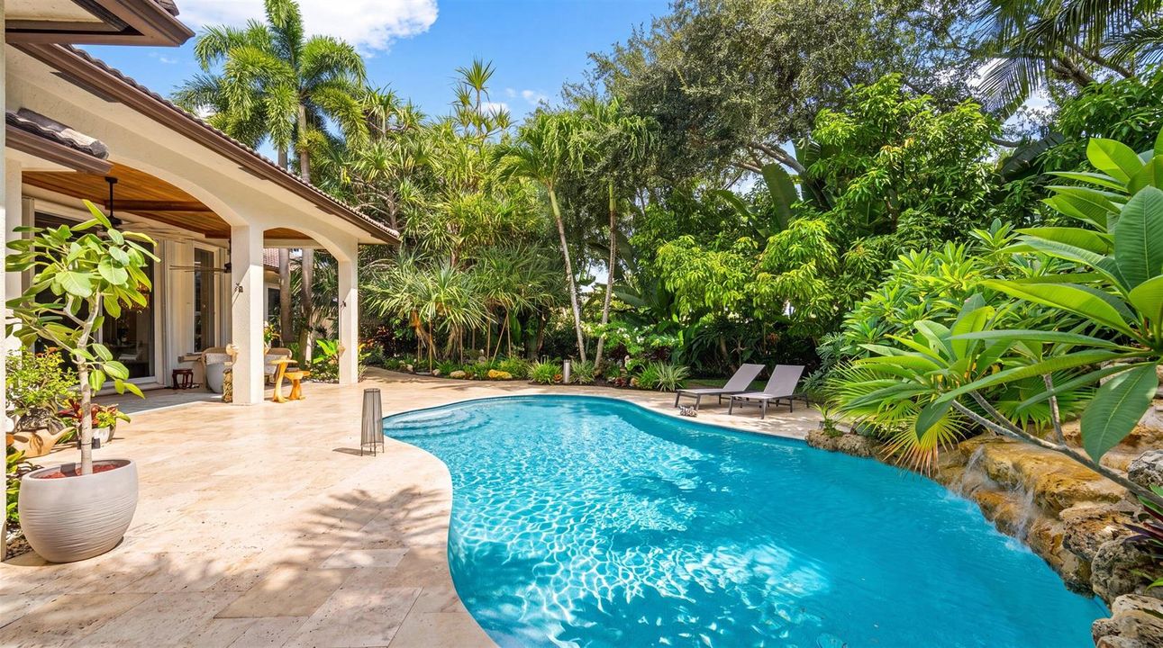 Private Tranquil Backyard Oasis