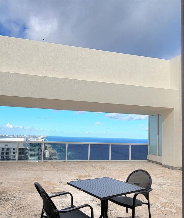 2nd Floor Balcony