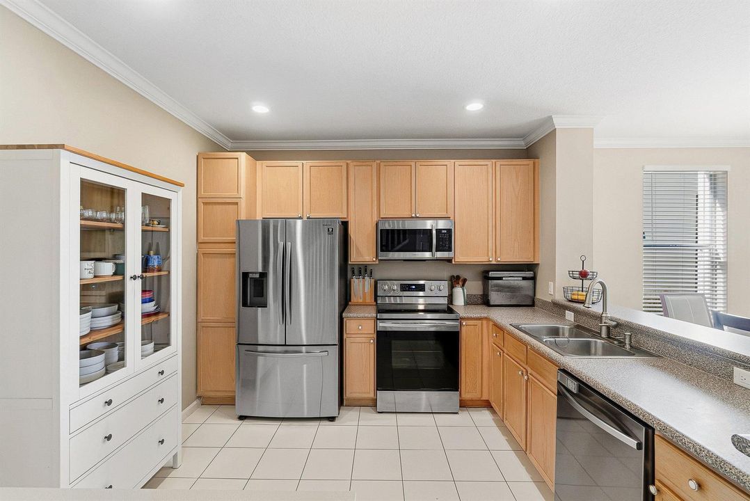 008-9911PortaLeonaLane-BoyntonBeach-FL-3