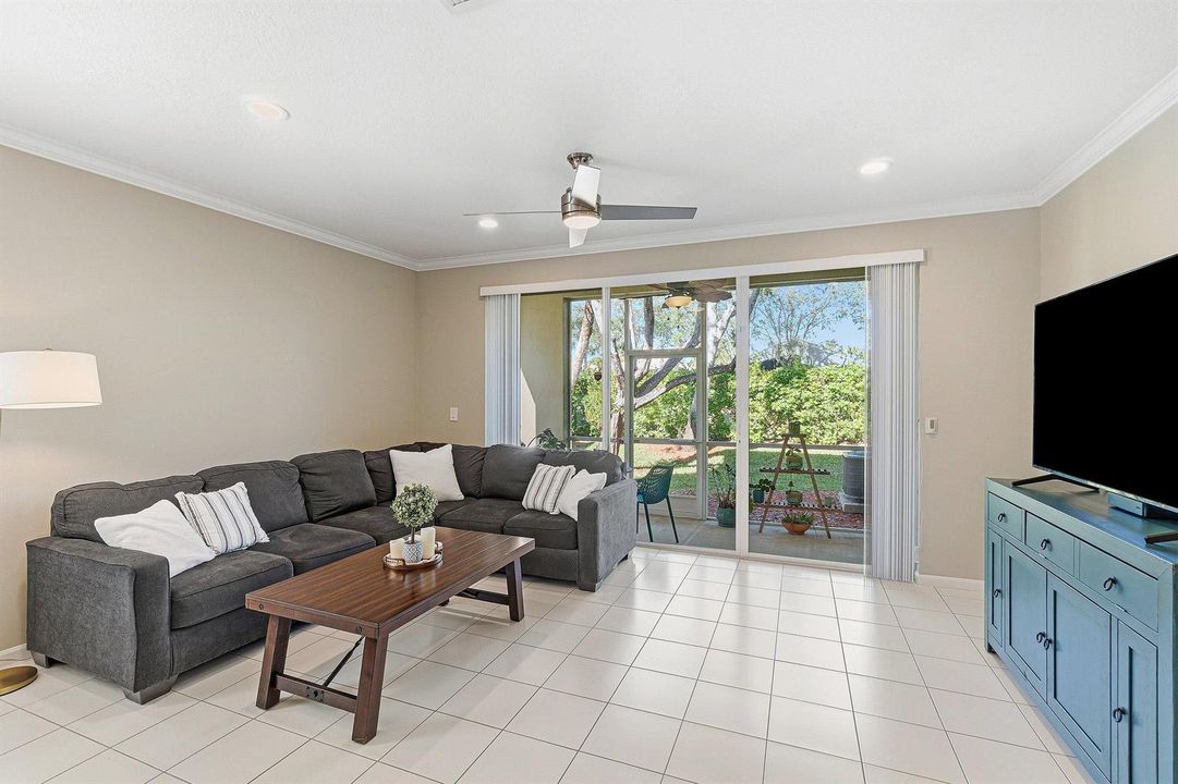 015-9911PortaLeonaLane-BoyntonBeach-FL-3