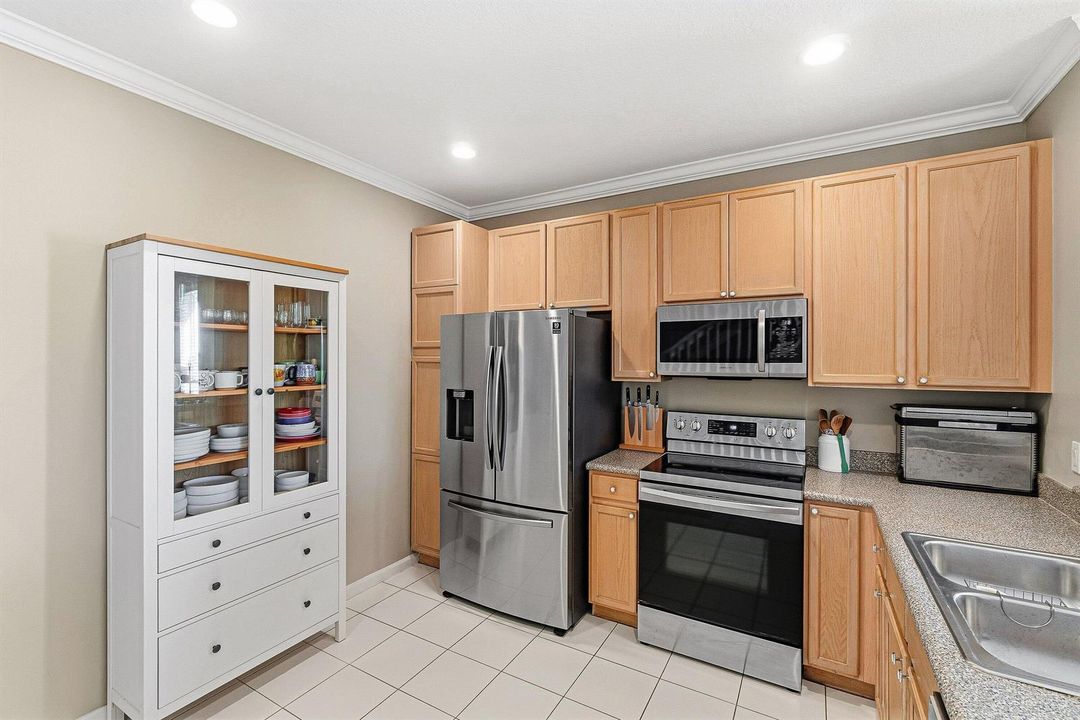 009-9911PortaLeonaLane-BoyntonBeach-FL-3