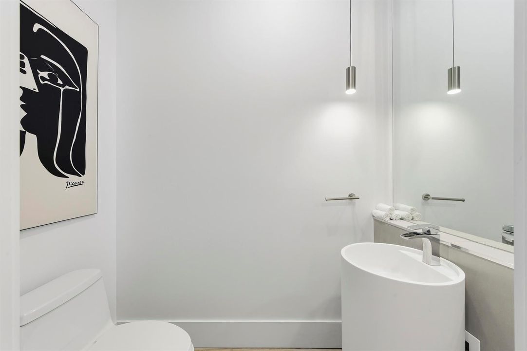 POWDER ROOM