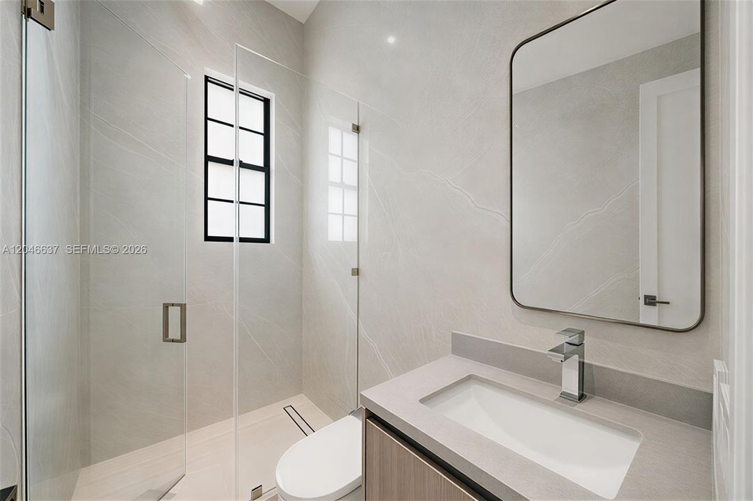 For Sale: $1,750,000 (3 beds, 2 baths, 1481 Square Feet)