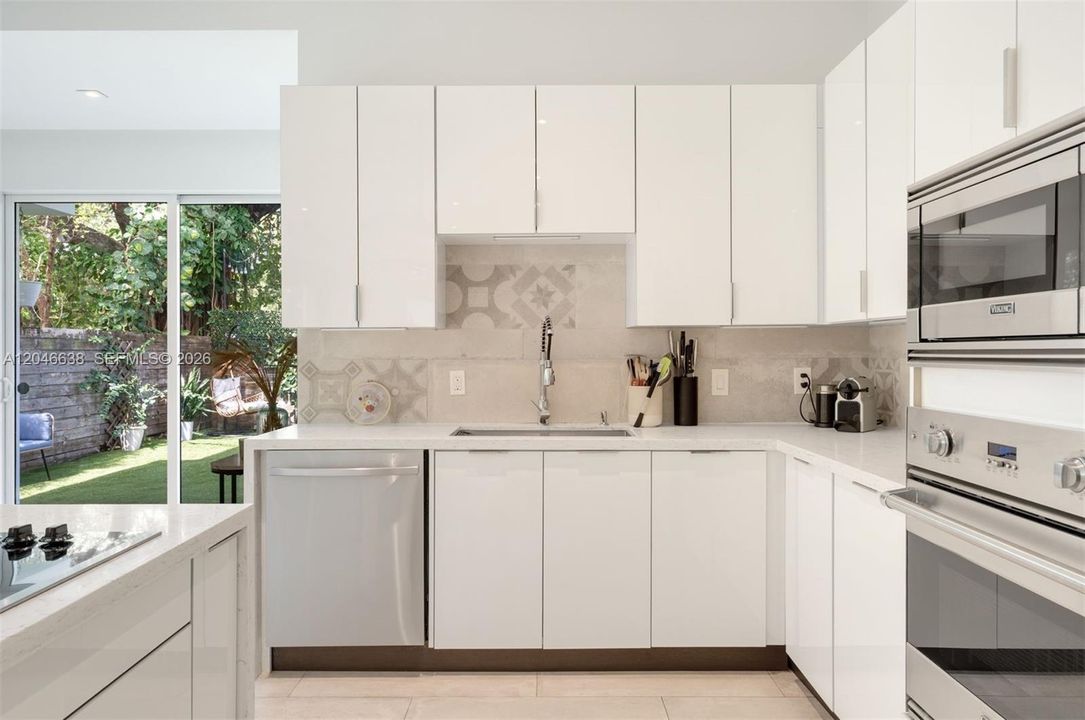 For Rent: $13,000 (4 beds, 4 baths, 2845 Square Feet)