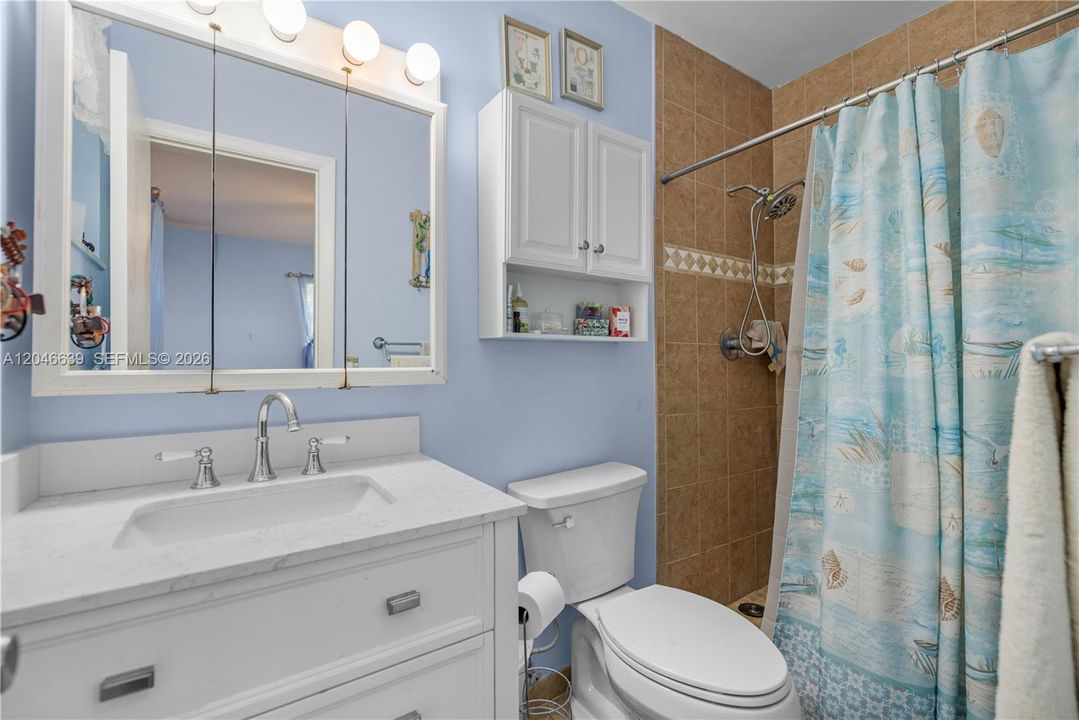 En Venta: $585,000 (3 camas, 2 baños, 1392 Pies cuadrados)