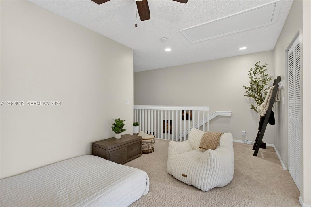 For Sale: $403,999 (2 beds, 2 baths, 1409 Square Feet)