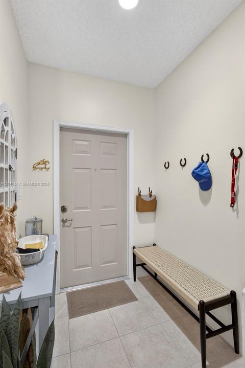 For Sale: $403,999 (2 beds, 2 baths, 1409 Square Feet)