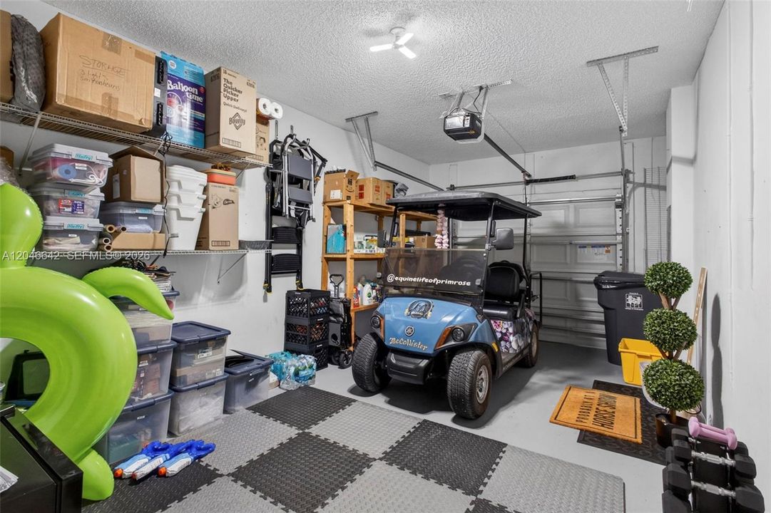 For Sale: $403,999 (2 beds, 2 baths, 1409 Square Feet)