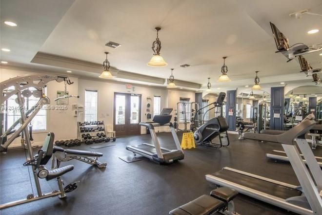 For Rent: $2,200 (1 beds, 1 baths, 711 Square Feet)