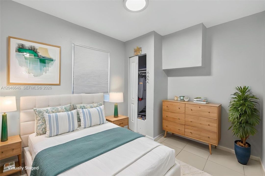 For Sale: $499,000 (4 beds, 2 baths, 1405 Square Feet)