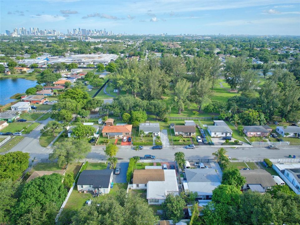 For Sale: $499,000 (4 beds, 2 baths, 1405 Square Feet)