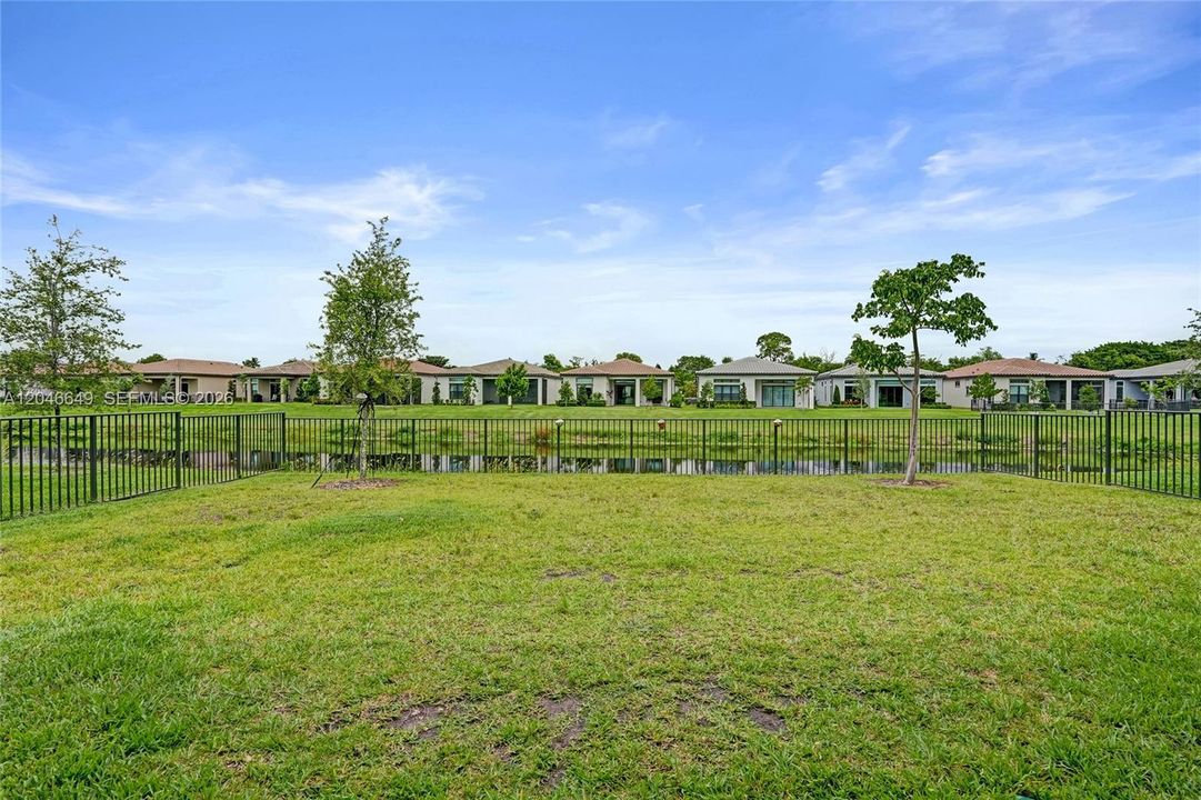 For Sale: $848,800 (3 beds, 2 baths, 1762 Square Feet)