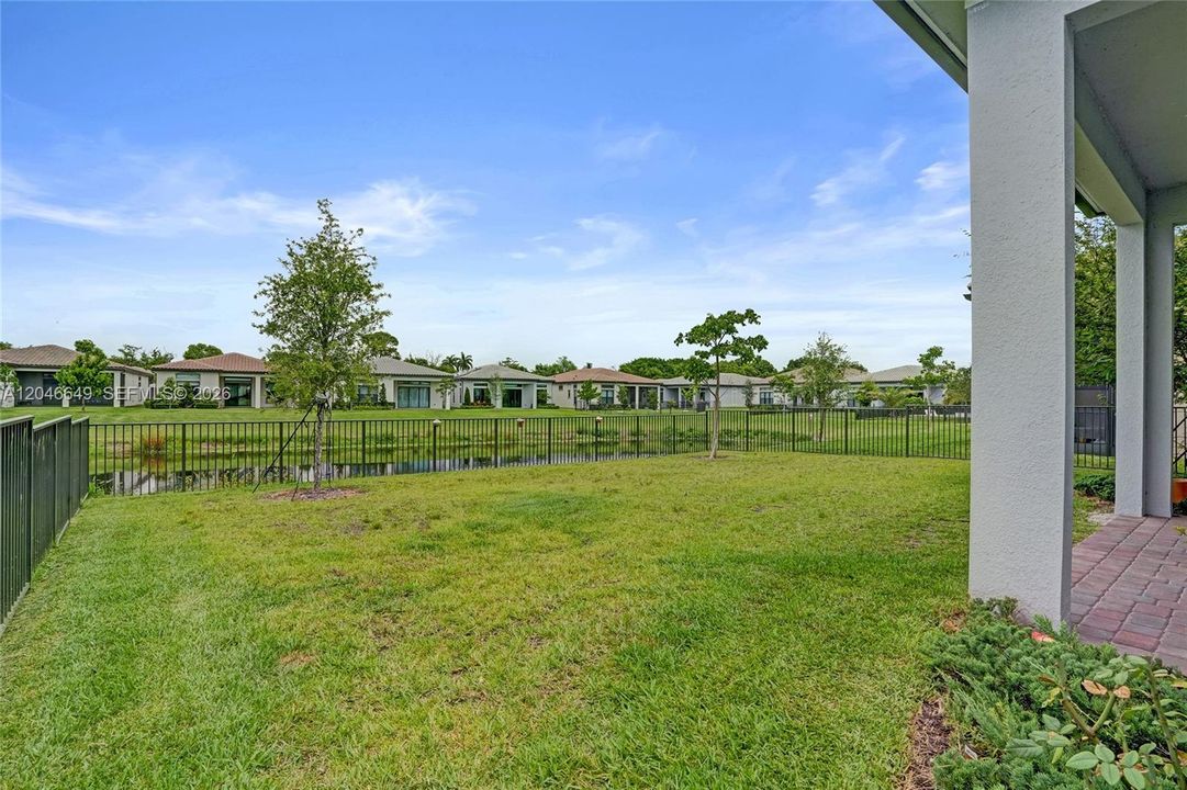 For Sale: $848,800 (3 beds, 2 baths, 1762 Square Feet)