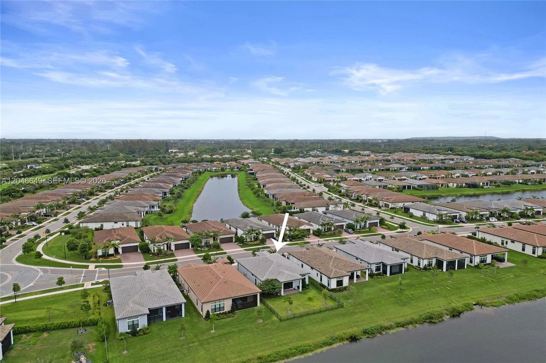 For Sale: $848,800 (3 beds, 2 baths, 1762 Square Feet)