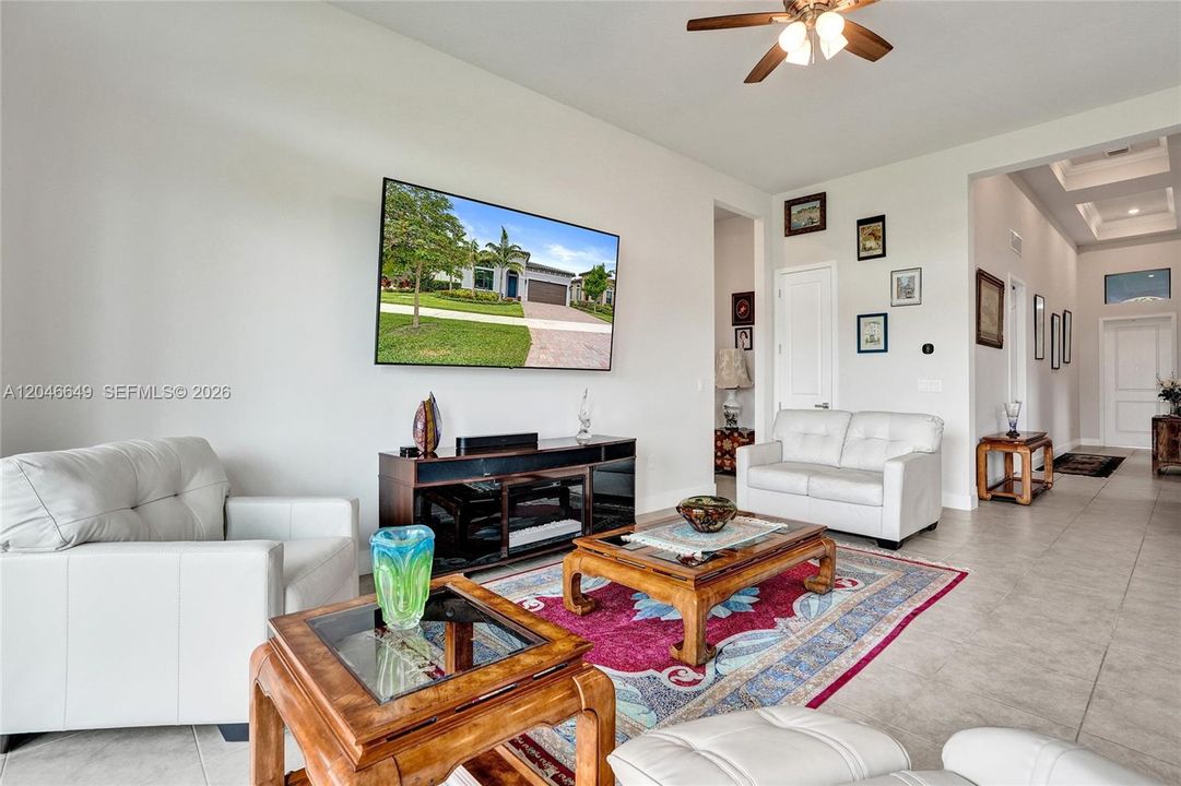 For Sale: $848,800 (3 beds, 2 baths, 1762 Square Feet)