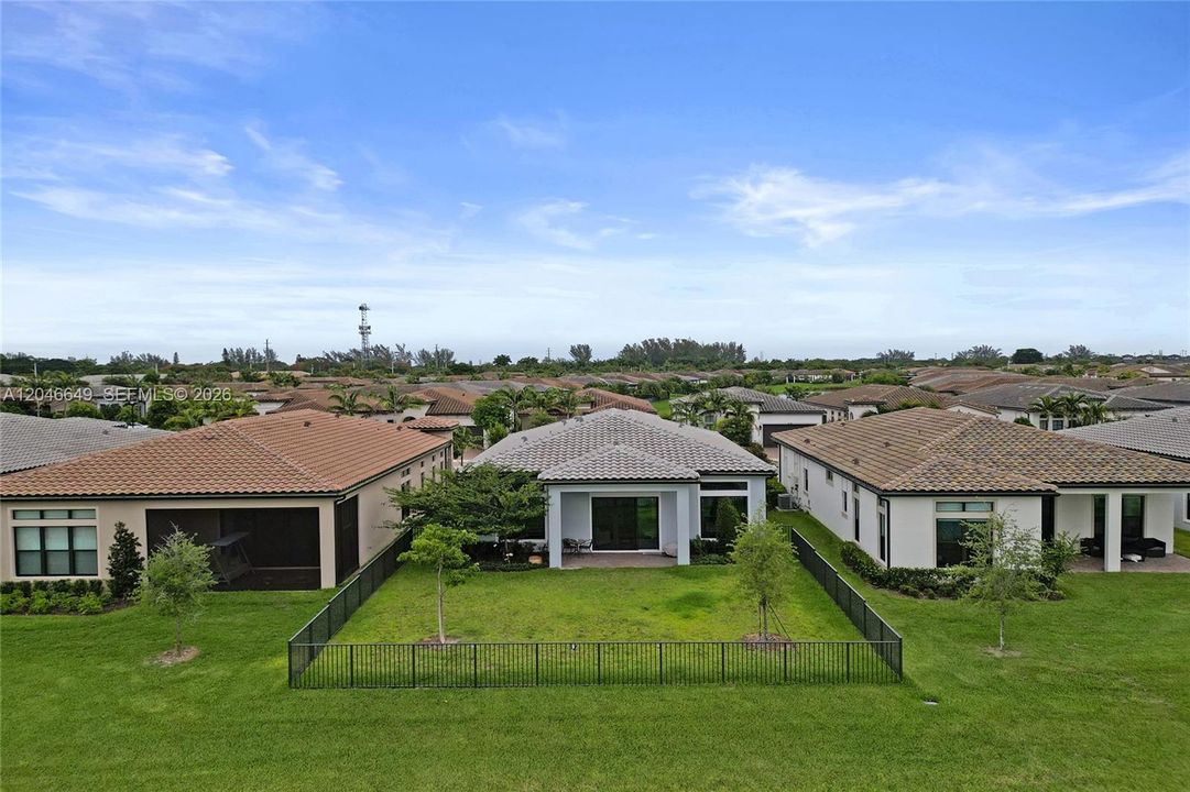 For Sale: $848,800 (3 beds, 2 baths, 1762 Square Feet)