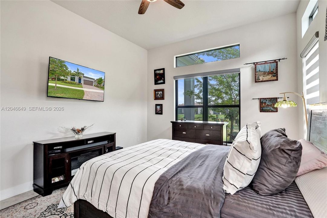 For Sale: $848,800 (3 beds, 2 baths, 1762 Square Feet)