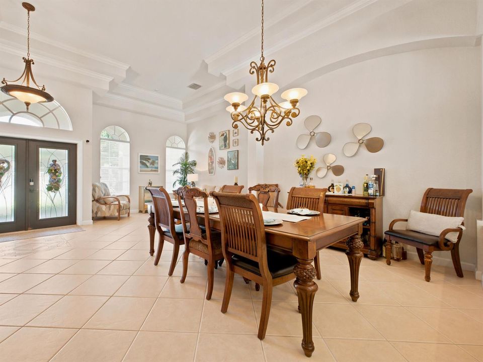 Dining to Living