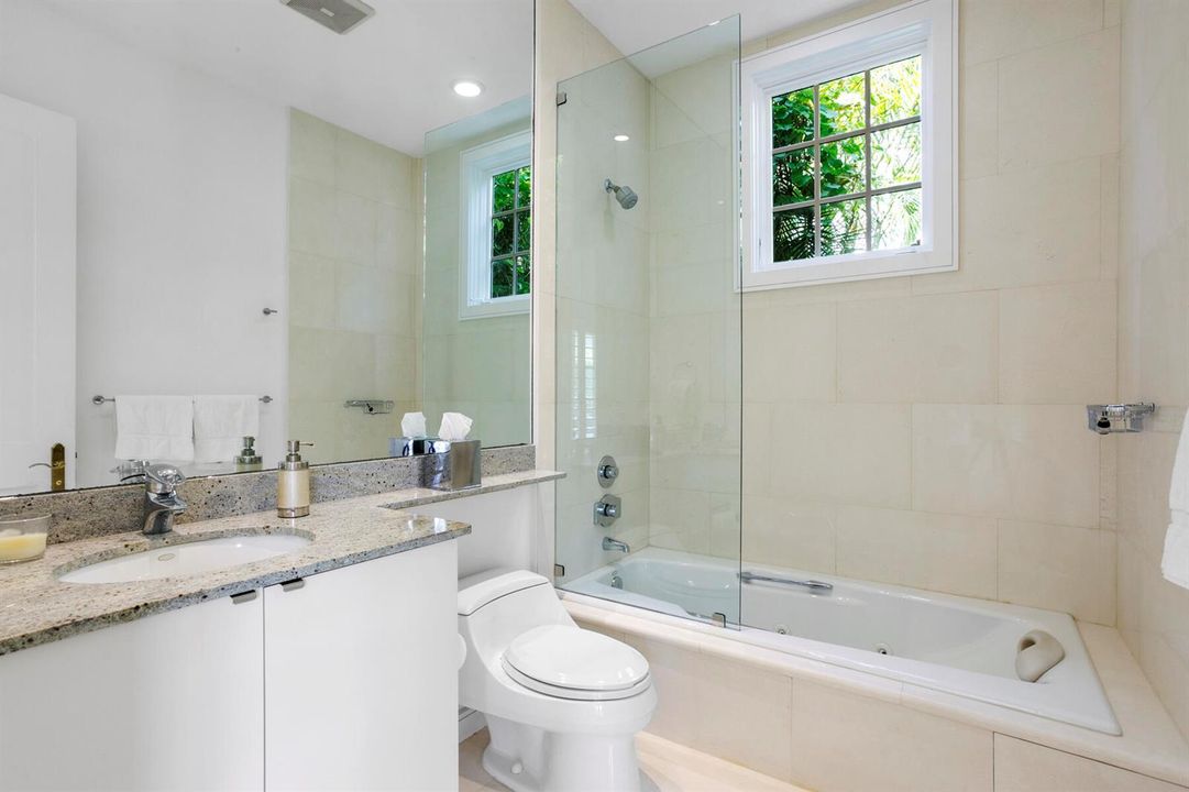 Guest Bath 2