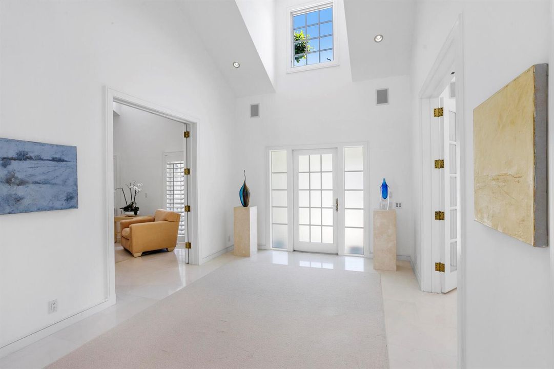 Foyer Entry