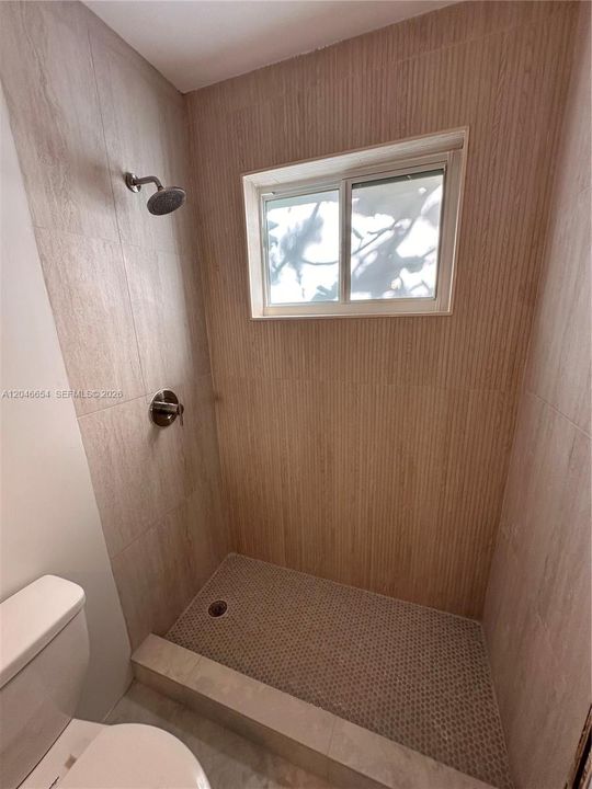 En Renta: $5,998 (3 camas, 2 baños, 3169 Pies cuadrados)