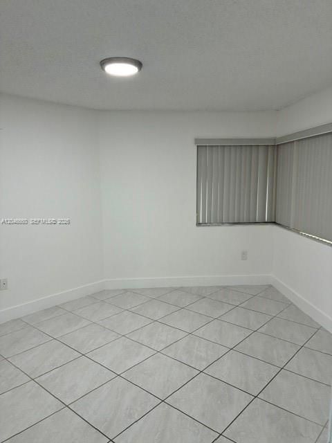 В аренду: $2,650 (2 спален, 2 ванн, 1090 Квадратных фут)