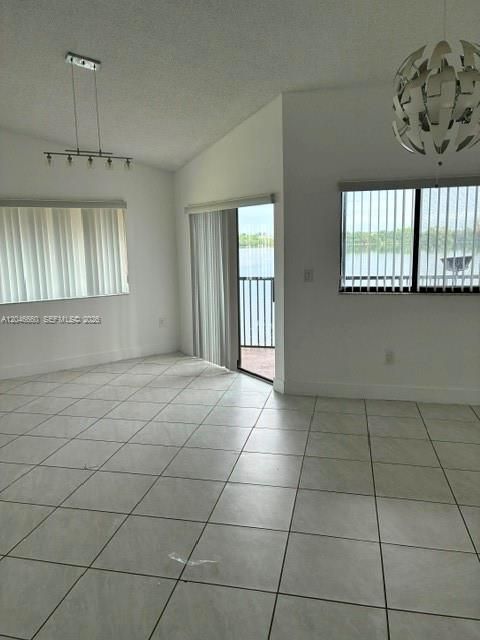 В аренду: $2,650 (2 спален, 2 ванн, 1090 Квадратных фут)